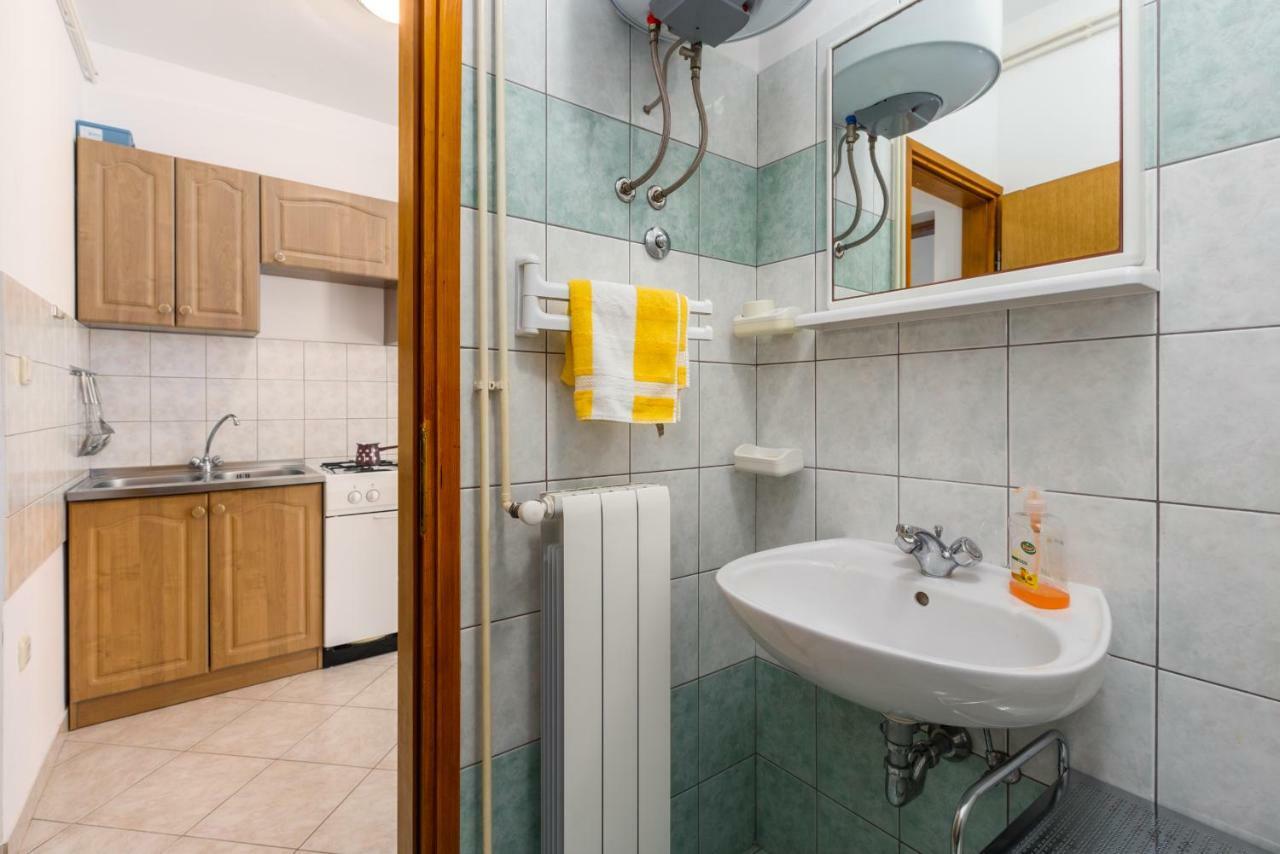 Apartment Softic Пула Екстер'єр фото